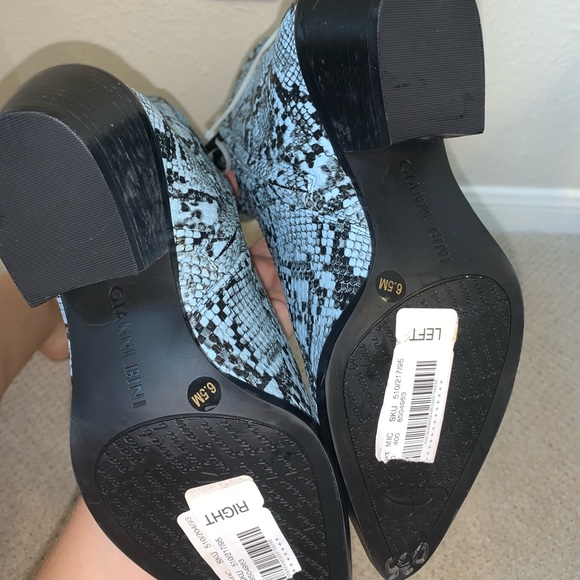 NWT Gianni Bini Alyiraa Blue Snakeskin Print boots - Picture 4 of 7